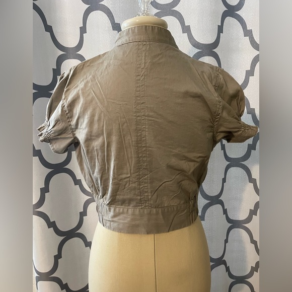 🤍Sweet little khaki utility bolero jacket🤍 - Picture 5 of 5